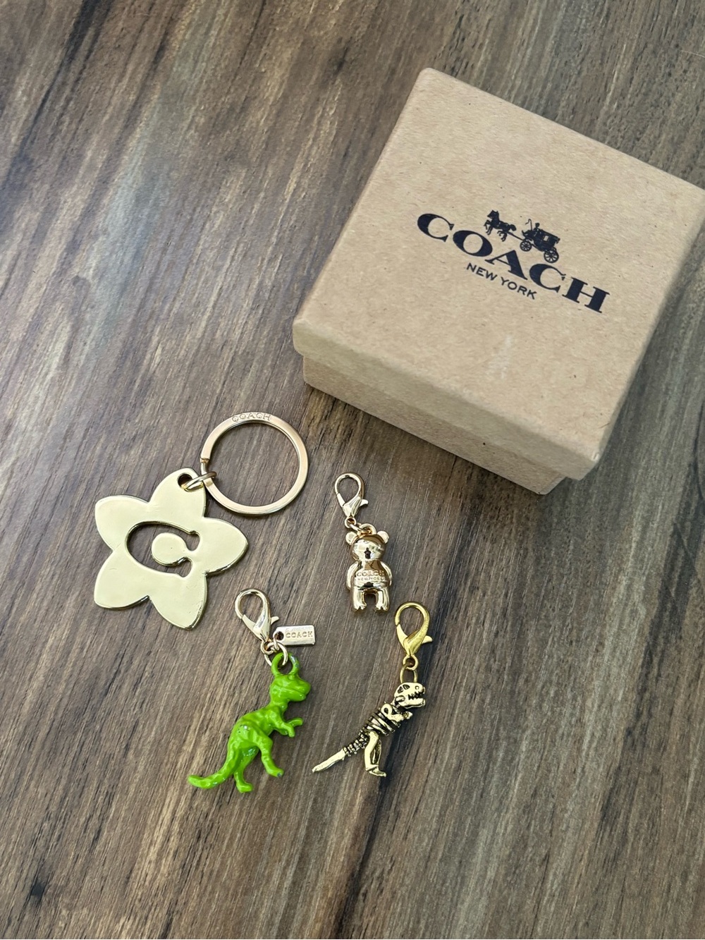 Lot of Authentic Repurposed Coach Charms Keychains + Box - Picture 5 of 6